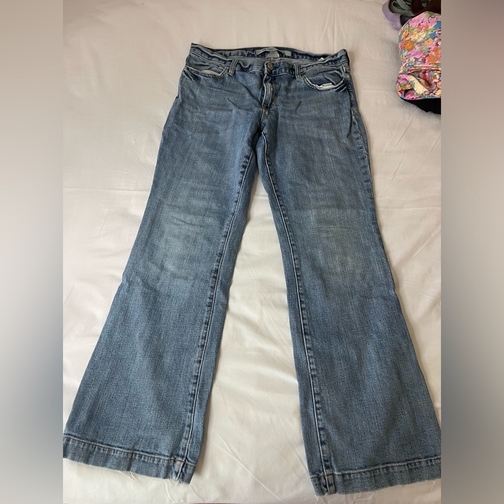 Low rise jeans